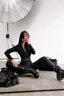 OLAVOGA NOWERA OVERAL 